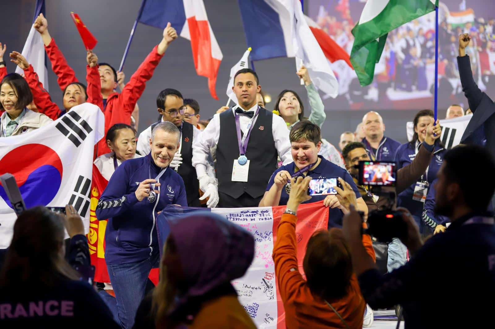 [ABILYMPICS 2023] PORTRAIT Catheline Hugon – Médaillée d’Or Métiers de la propreté